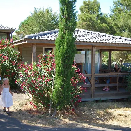 With Ac Near Beach, Holiday home *